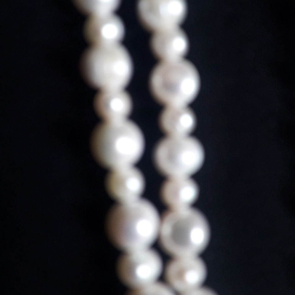 Jewelry - Picture 3 of 4